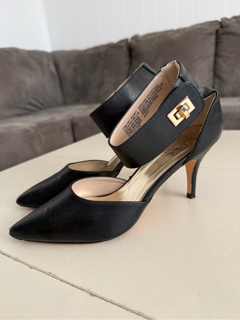 Nicole Miller New York Black Brandy Pumps Heels Size 9.5B Turnlock Ankle Strap